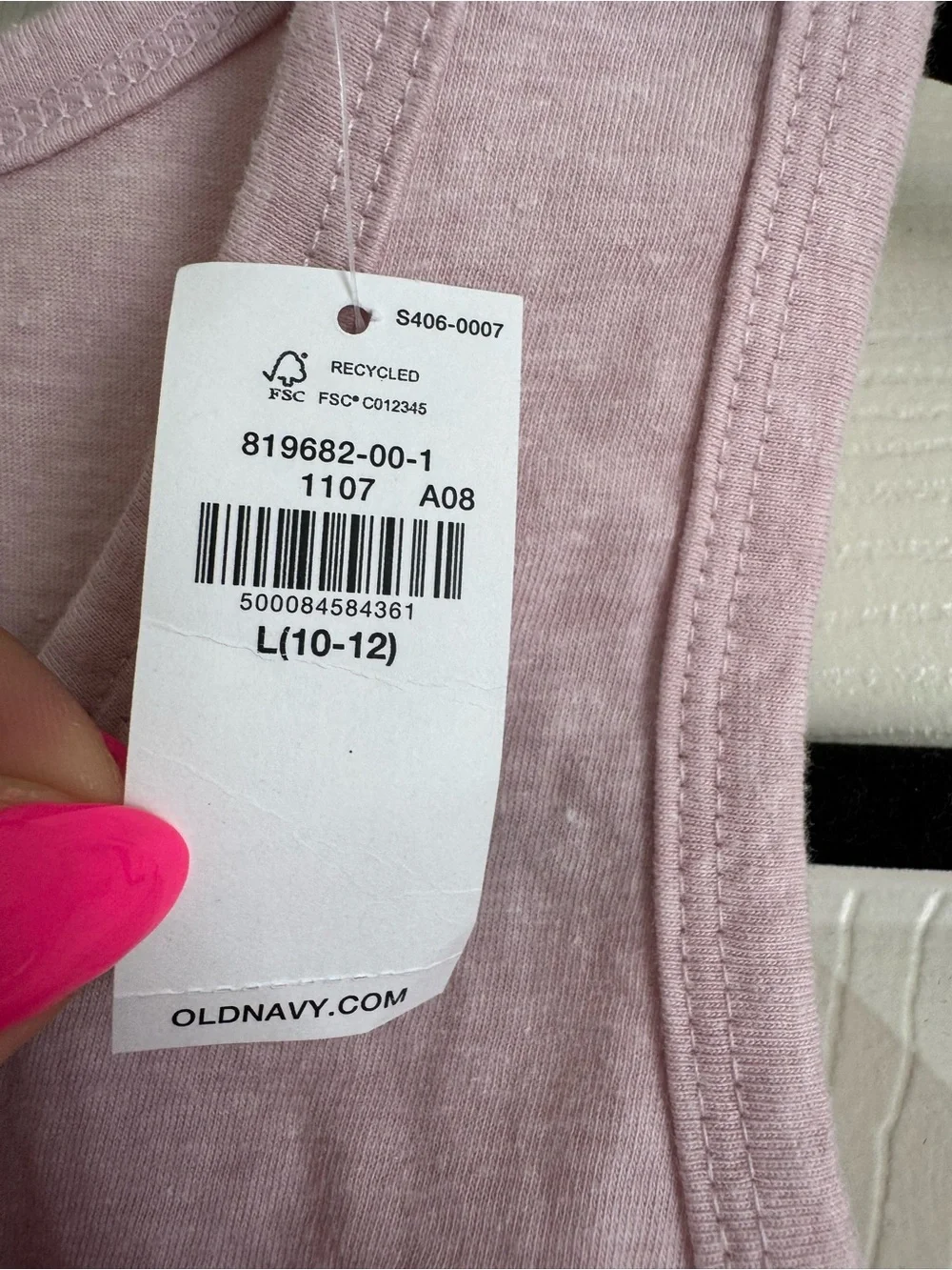 NWT Old Navy Softest Printed Pocket Tank Top for Boys Size Large 10/12